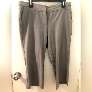 GUC Essentials by ABS Gray Women’s Capri Size 8
